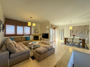 Luxurious Maisonette in Pefkochori